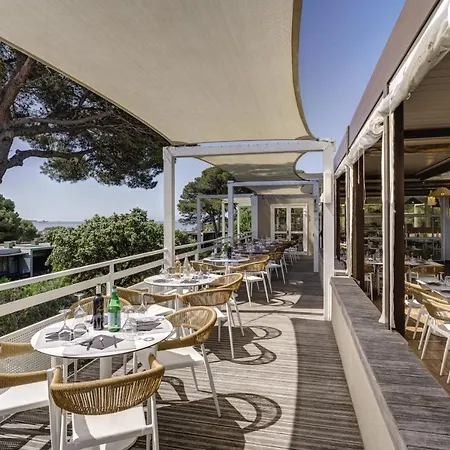 Belambra Clubs Presqu'île De Giens - Les Criques Hotel 4*